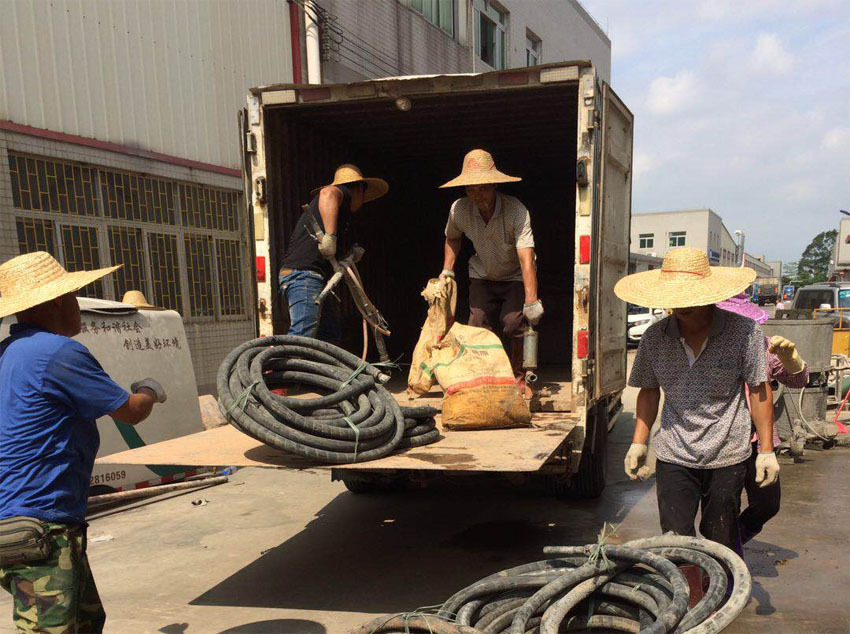 大安一部件厂房地基出现下沉注浆加固